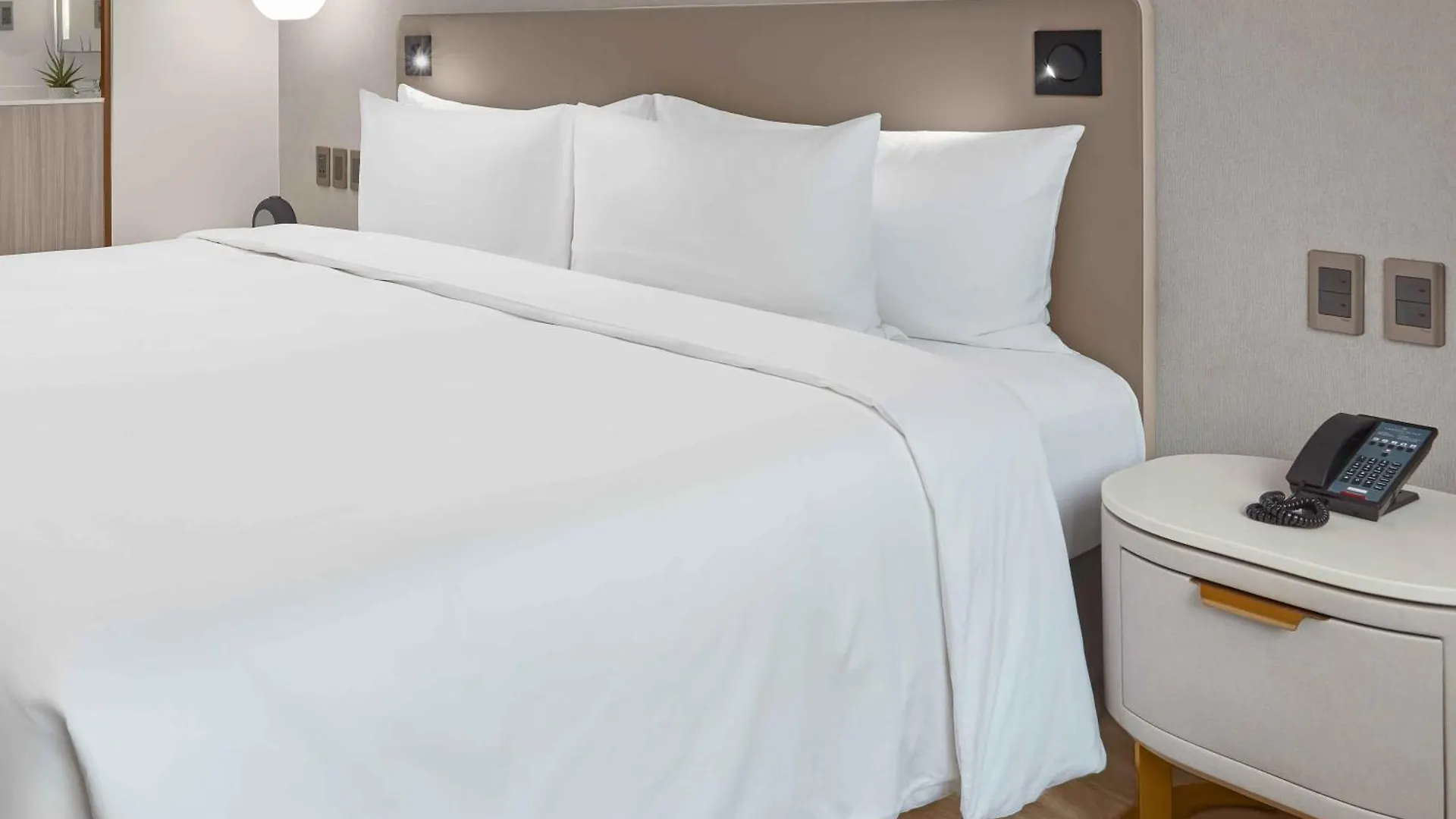 Lanson Place Mall Of Asia Manila Pasay Aparthotel